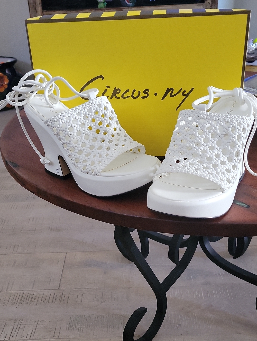 Circus by Sam Edelman Paislie White Woven Platform Sandals with Ankle Tie